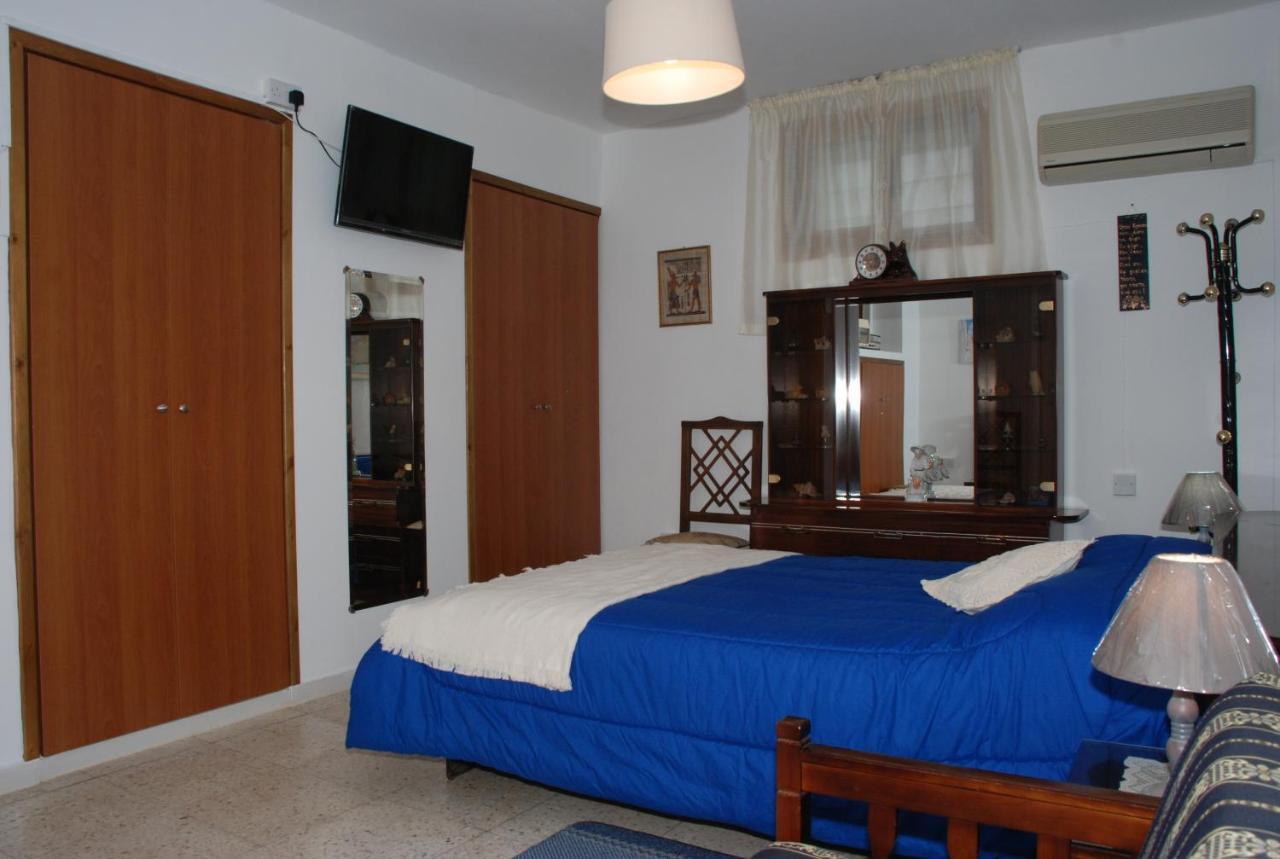 Kanarinis Apartments Ómodosz Kültér fotó